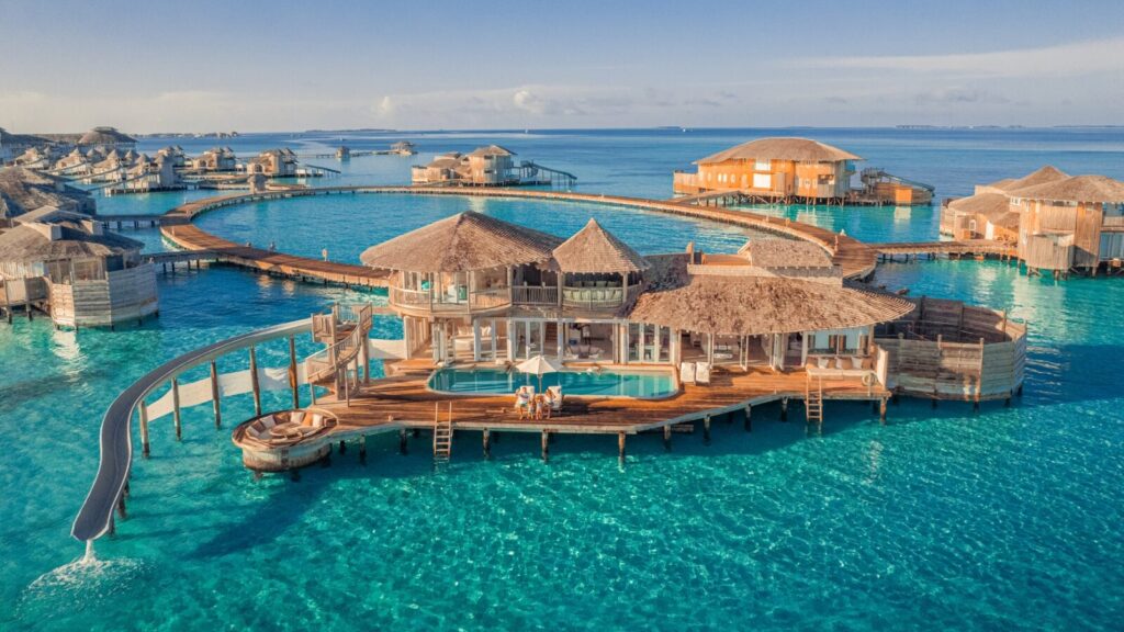 Maldives: The Symbol of luxurious Island Travel