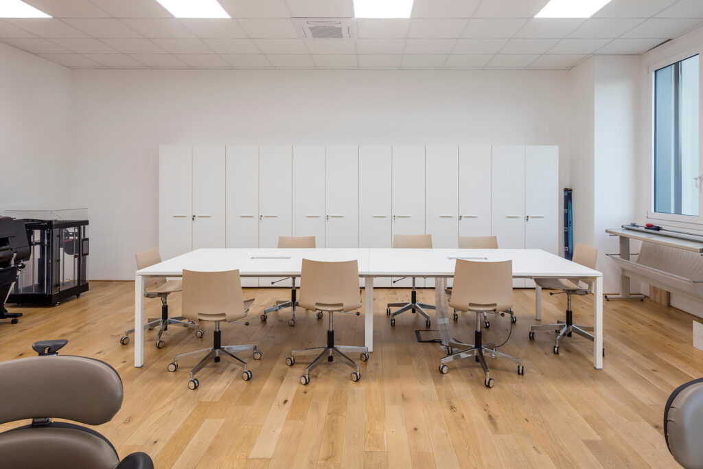 Fashion White 2125 vs. Other White Laminate Colors